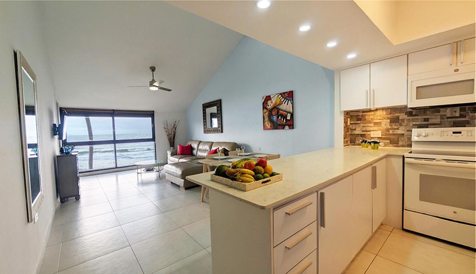Bv103 - Amazing Oceanfront Condo Steps From Beach อูมาเกา ภายนอก รูปภาพ