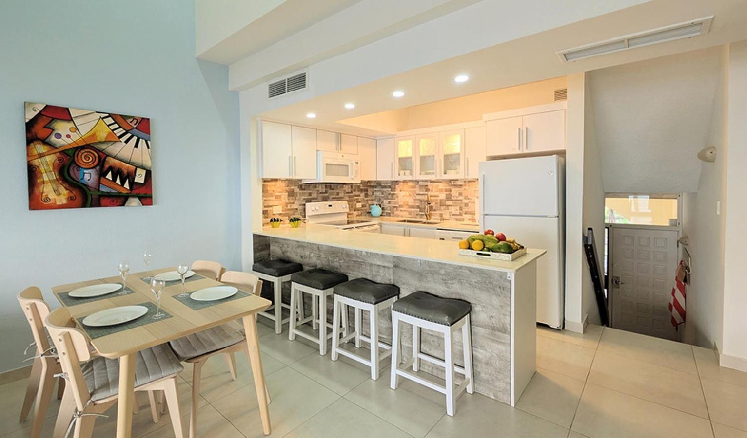 Bv103 - Amazing Oceanfront Condo Steps From Beach อูมาเกา ภายนอก รูปภาพ